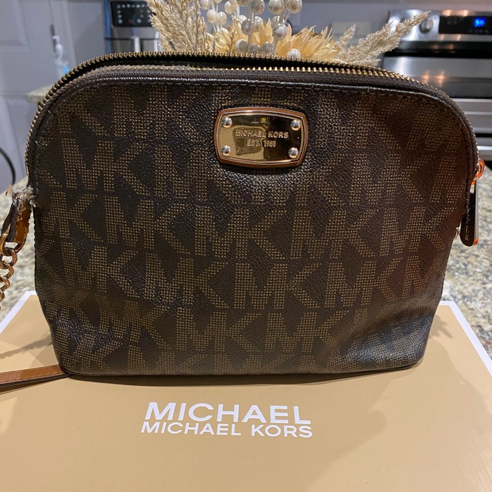 💞Micheal Kors small crossbody bag👜